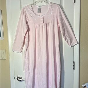 KayAnna 100%cotton pink maxi nightgown embroidered lace trim 3/4 sleeve Med
